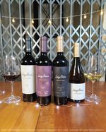 Set-Luigi-Bosca-4-Vinos---2-Copas---Estuche-Maletin